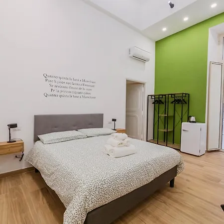 Le Stanze Del Poeta Salvatore Di Giacomo Apartman